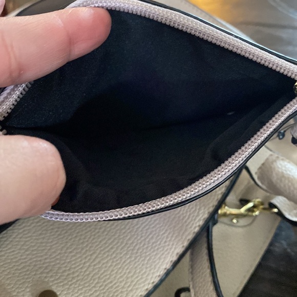 Satchel w/ Pouch - Picture 6 of 6